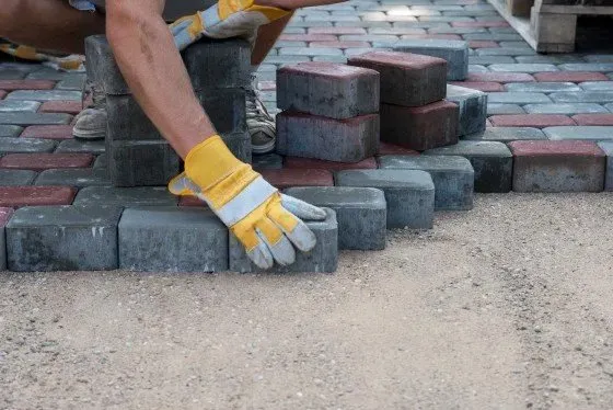 pavers-640w